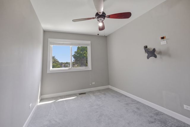 635 N Brookdale Drive, Schaumburg, IL 60194