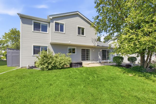 635 N Brookdale Drive, Schaumburg, IL 60194
