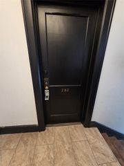 1533 ASH Street 202, Detroit, MI 48208