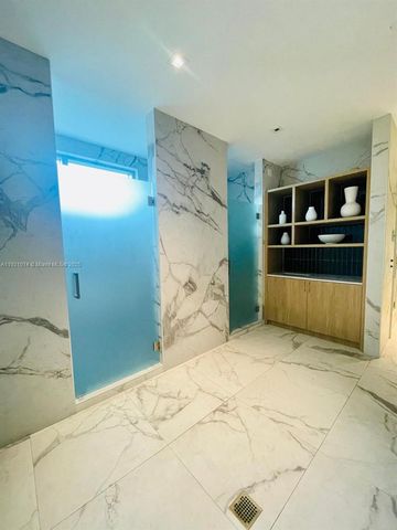 90 SW 3rd St 2605, Miami, FL 33130