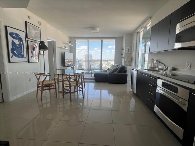 90 SW 3rd St 2605, Miami, FL 33130