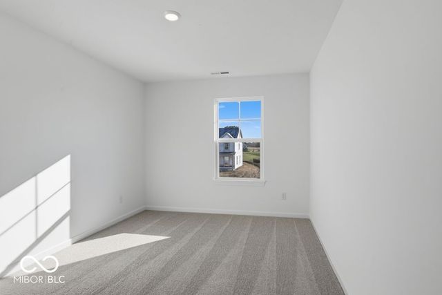 306 N Bur Oak Drive, Mooresville, IN 46158