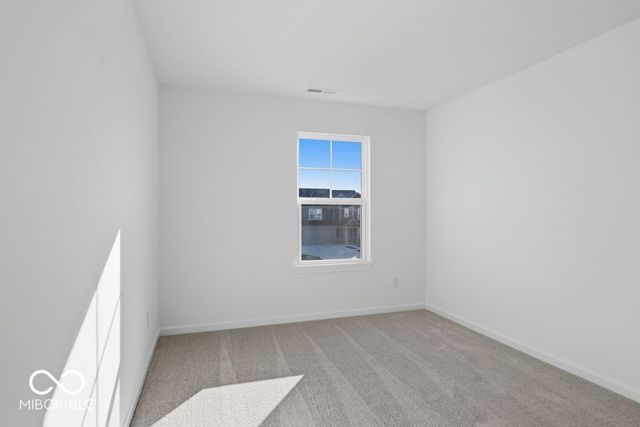 306 N Bur Oak Drive, Mooresville, IN 46158