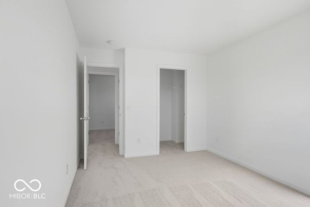 306 N Bur Oak Drive, Mooresville, IN 46158