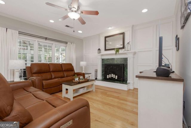 1595 Highland Oaks Way, Lawrenceville, GA 30043