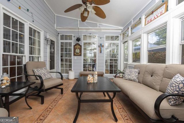 1595 Highland Oaks Way, Lawrenceville, GA 30043