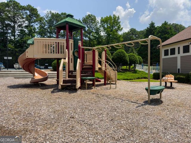 1595 Highland Oaks Way, Lawrenceville, GA 30043