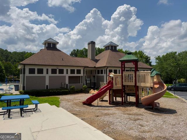 1595 Highland Oaks Way, Lawrenceville, GA 30043