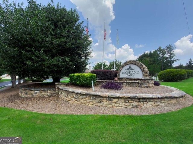 1595 Highland Oaks Way, Lawrenceville, GA 30043