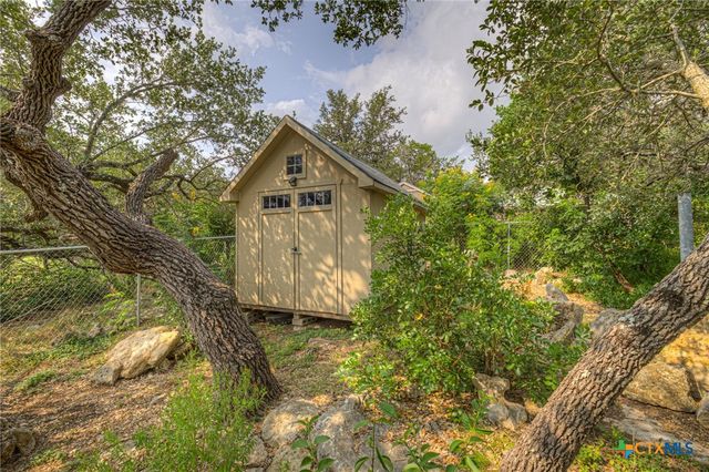 4142 Morningside Way, Canyon Lake, TX 78133
