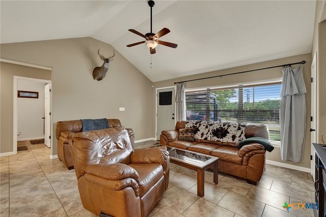 4142 Morningside Way, Canyon Lake, TX 78133