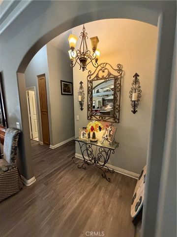 8026 PRIMROSE Avenue, Oak Hills, CA 92344