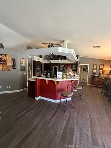 8026 PRIMROSE Avenue, Oak Hills, CA 92344