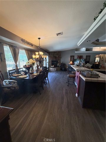 8026 PRIMROSE Avenue, Oak Hills, CA 92344