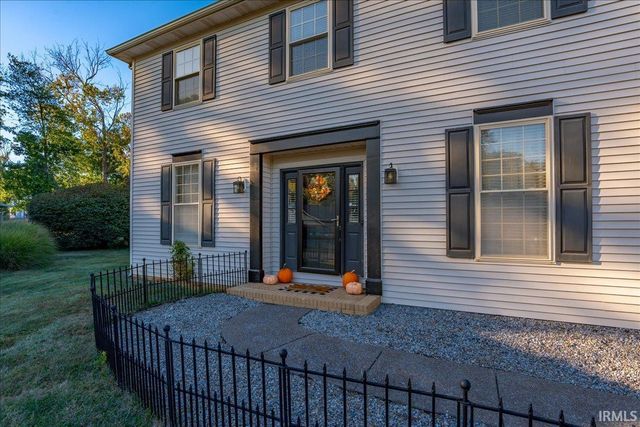 7544 Southfield Drive, Newburgh, IN 47630