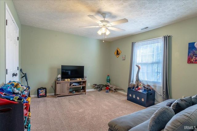 7544 Southfield Drive, Newburgh, IN 47630