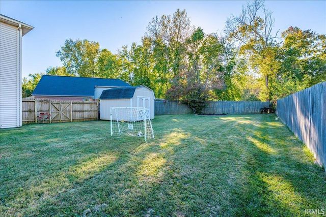 7544 Southfield Drive, Newburgh, IN 47630