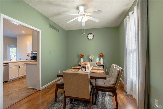7544 Southfield Drive, Newburgh, IN 47630