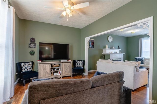 7544 Southfield Drive, Newburgh, IN 47630