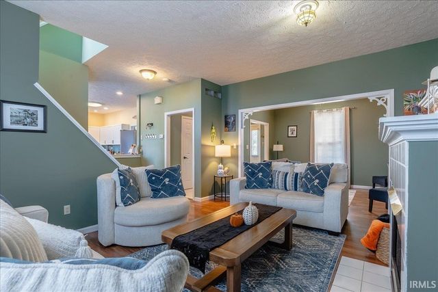 7544 Southfield Drive, Newburgh, IN 47630