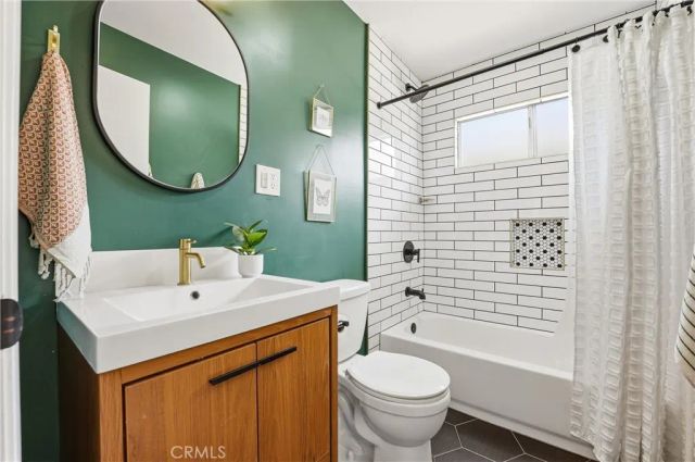 2157 Gale Avenue, Long Beach, CA 90810