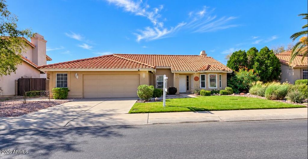1631 W IRONWOOD Drive, Chandler, AZ 85224 — exterior