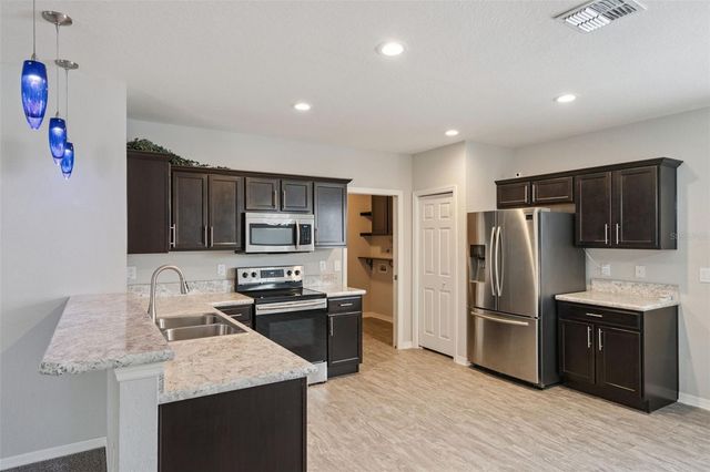 229 SANDESTIN DR, Haines City, FL 33844