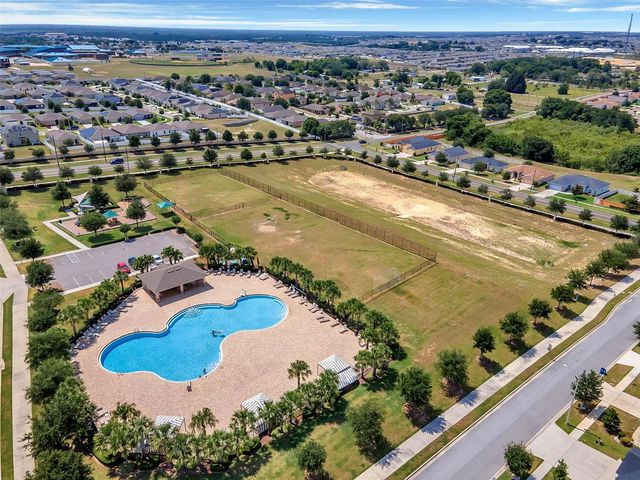 229 SANDESTIN DR, Haines City, FL 33844