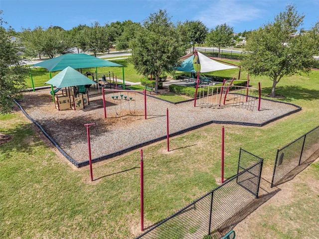 229 SANDESTIN DR, Haines City, FL 33844