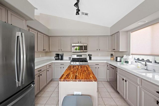 53420 Avenida Juarez, La Quinta, CA 92253