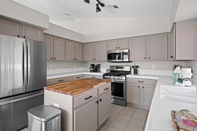 53420 Avenida Juarez, La Quinta, CA 92253
