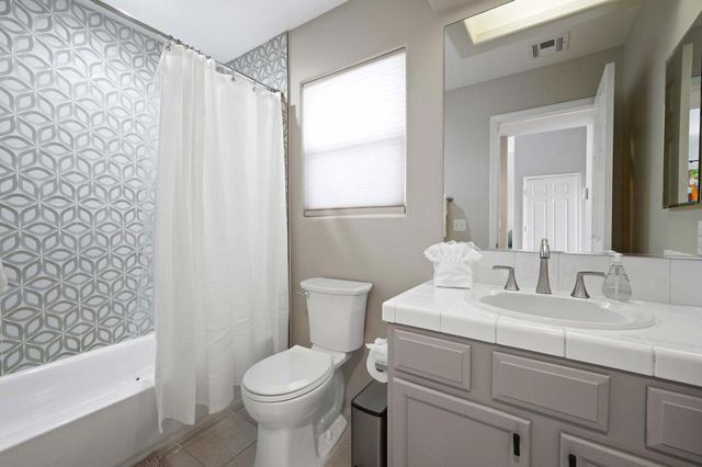53420 Avenida Juarez, La Quinta, CA 92253