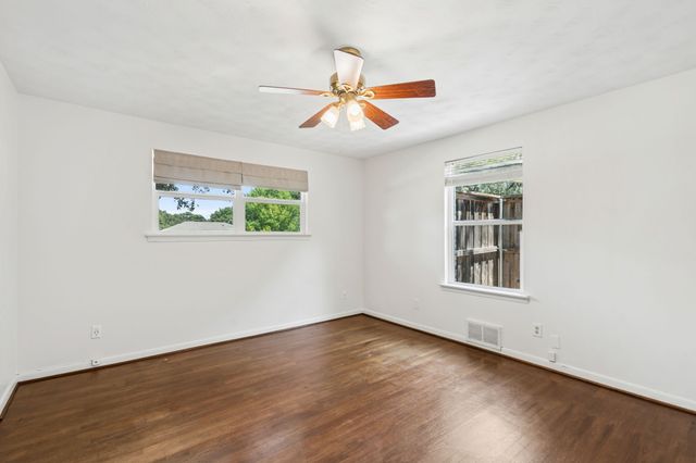 9028 Fringewood Drive, Dallas, TX 75228