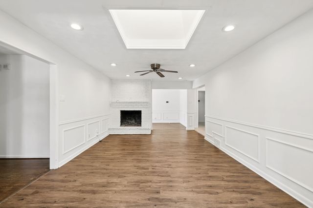 9028 Fringewood Drive, Dallas, TX 75228