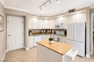 2825 Palm Beach BLVD 218, Fort Myers, FL 33916