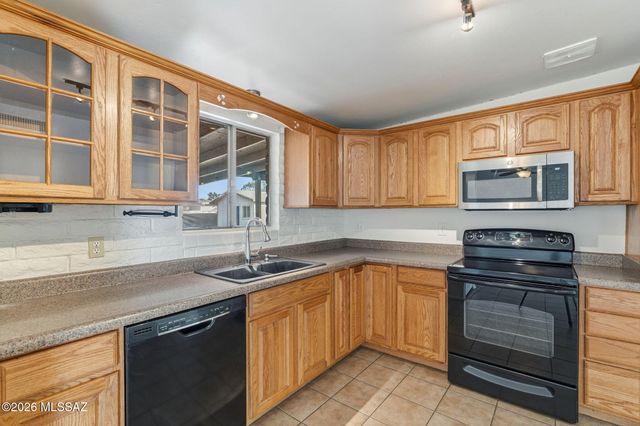 4749 S Goldenrod Place, Tucson, AZ 85730