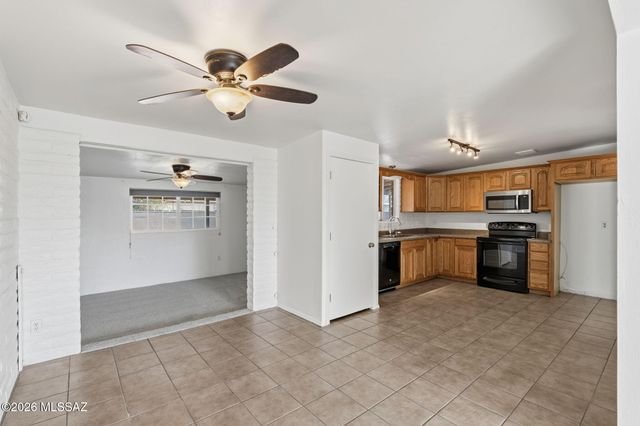 4749 S Goldenrod Place, Tucson, AZ 85730