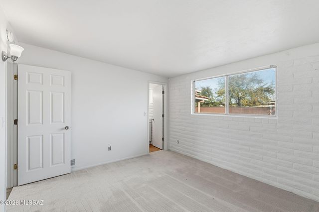 4749 S Goldenrod Place, Tucson, AZ 85730