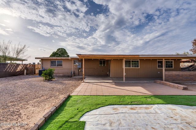 4749 S Goldenrod Place, Tucson, AZ 85730