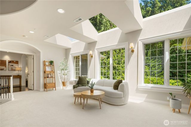 18049 NE 143rd Place, Woodinville, WA 98072