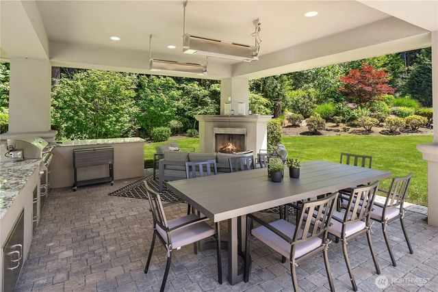 18049 NE 143rd Place, Woodinville, WA 98072