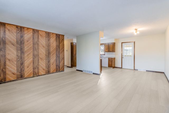 3129 6TH Avenue, Council Bluffs, IA 51501