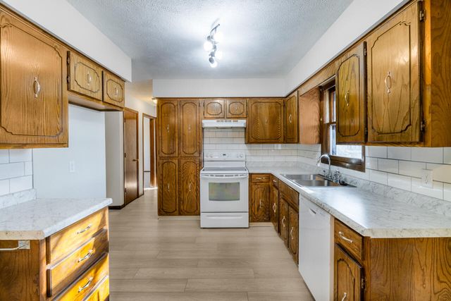 3129 6TH Avenue, Council Bluffs, IA 51501