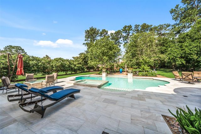 123 Bentwater Bay Drive, Montgomery, TX 77356
