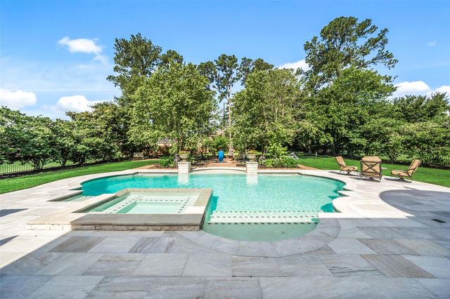123 Bentwater Bay Drive, Montgomery, TX 77356