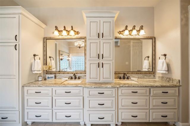 123 Bentwater Bay Drive, Montgomery, TX 77356