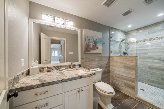 123 Bentwater Bay Drive, Montgomery, TX 77356