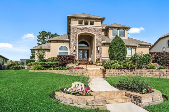 123 Bentwater Bay Drive, Montgomery, TX 77356