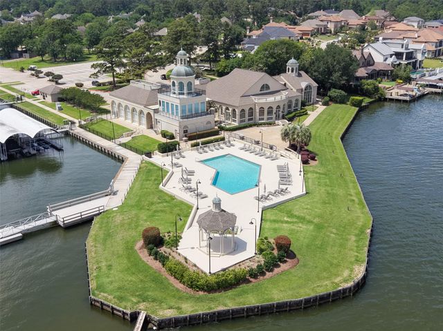 123 Bentwater Bay Drive, Montgomery, TX 77356