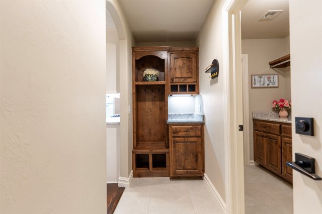 2910 E Quaker Street, Broken Arrow, OK 74014